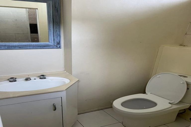 Photo of property in 42b Evans Road, Weymouth, Auckland, 2103