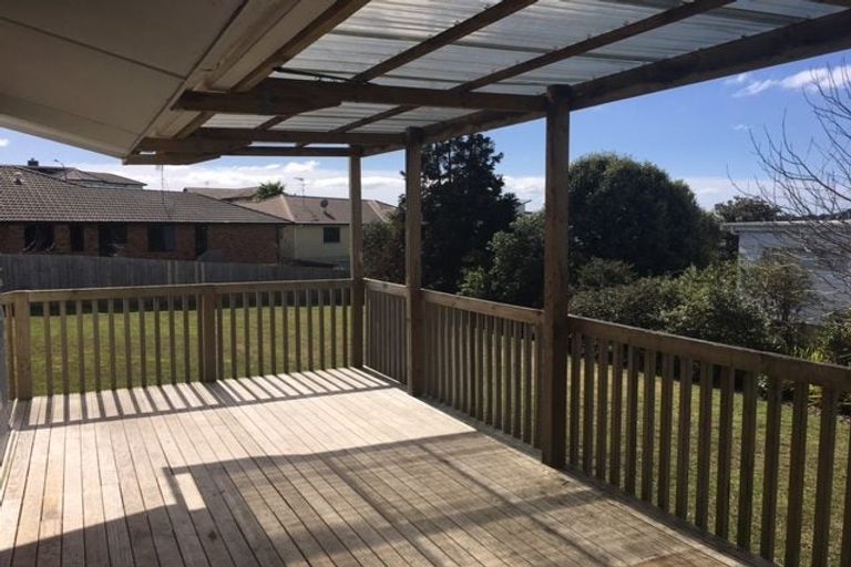 Photo of property in 38 Shakespear Road, Army Bay, Whangaparaoa, 0930