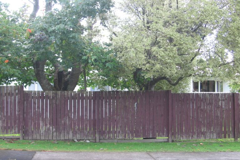 Photo of property in 12 Mildmay Road, Henderson, Auckland, 0610