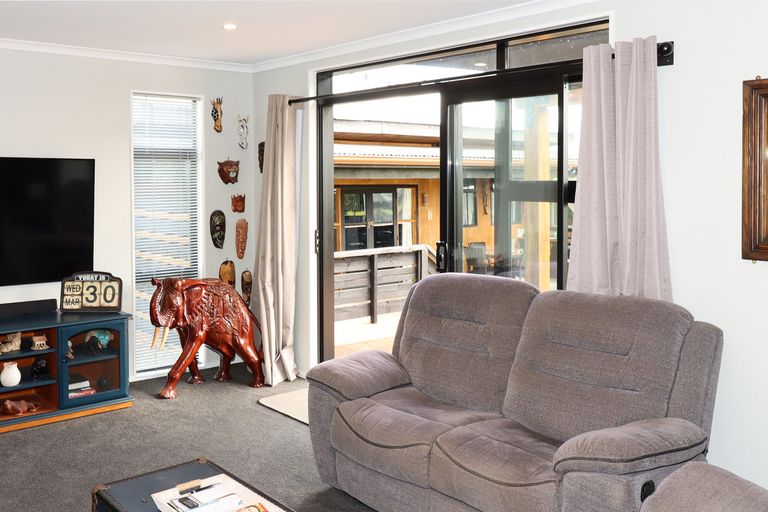 Photo of property in 359 Moreton Road, Parkvale, Carterton, 5792