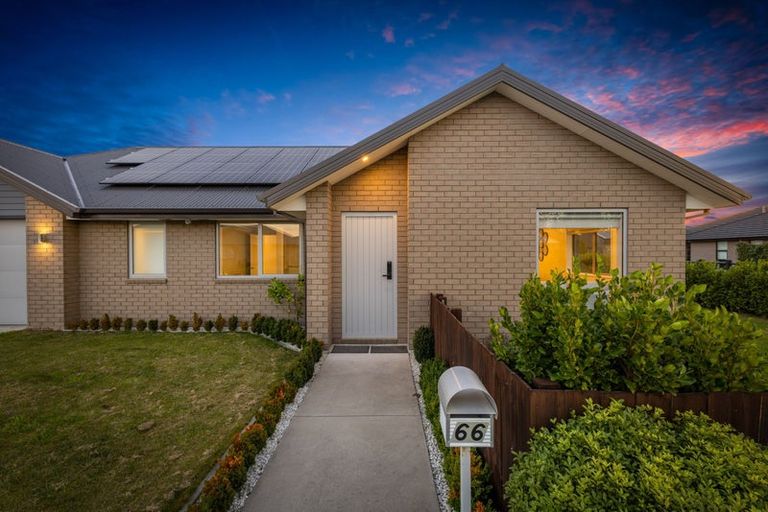 Photo of property in 66 Stationmasters Way, Prebbleton, 7604