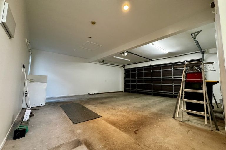 Photo of property in 2/321 Lake Road, Hauraki, Auckland, 0622