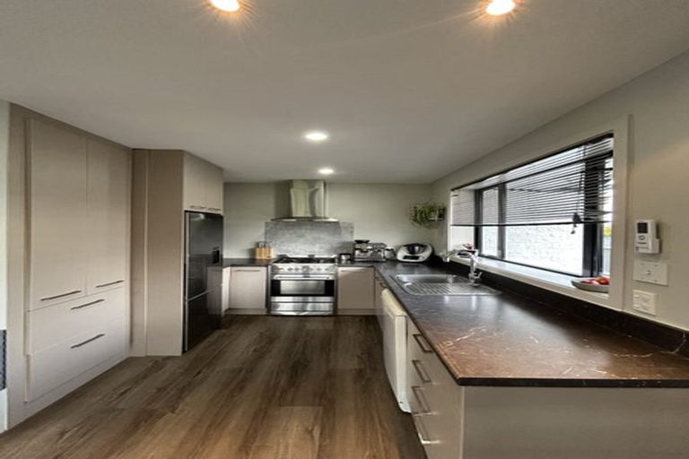 Photo of property in 12 Manchester Place, Rangiora, 7400