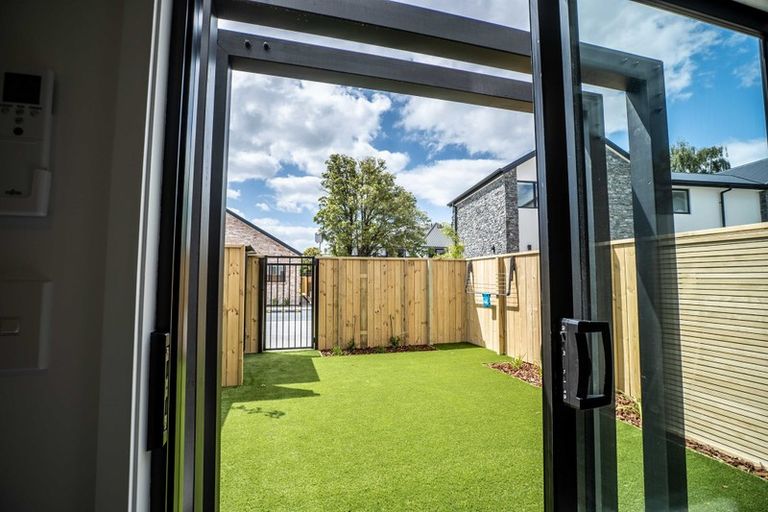 Photo of property in 7/4 Riccarton Road, Riccarton, Christchurch, 8011