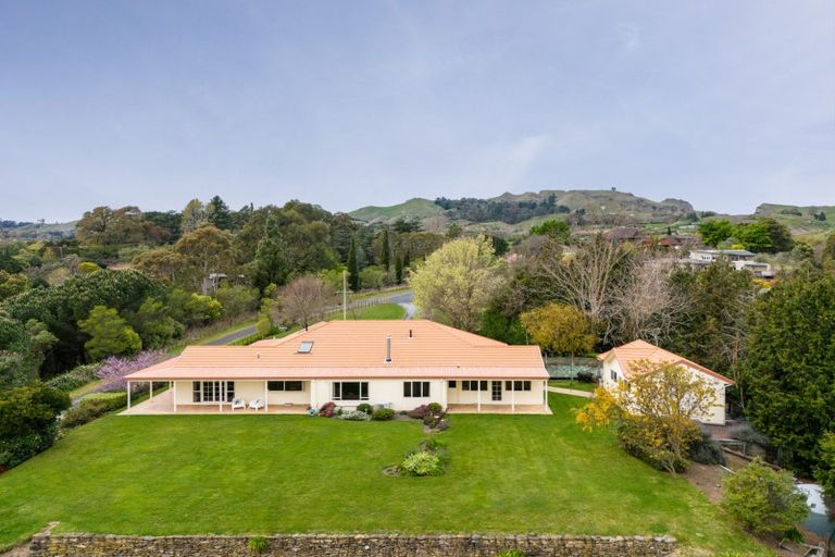 Photo of property in 122 Kopanga Heights Lane, Havelock North, 4130