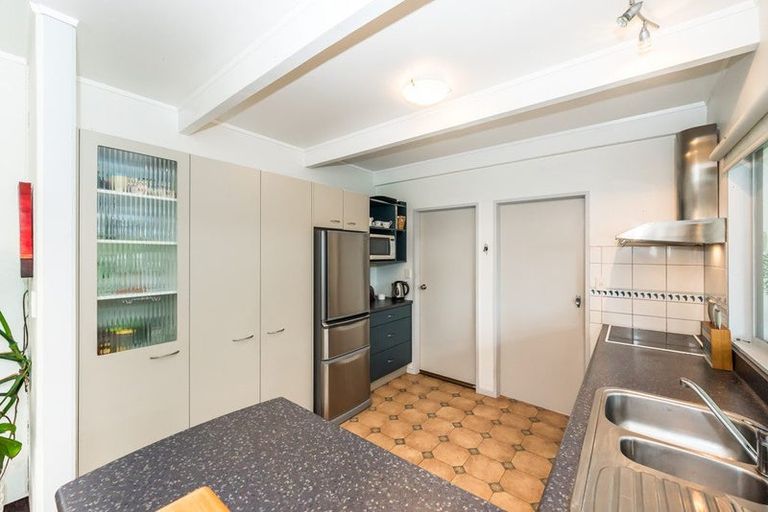 Photo of property in 30 Rimu Street, Waikanae, 5036