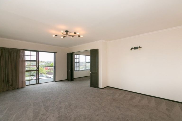 Photo of property in 6 Virginia Place, Whalers Gate, New Plymouth, 4310