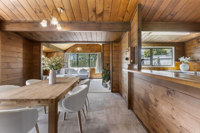 Photo of property in 295 Mangorei Road, Merrilands, New Plymouth, 4312