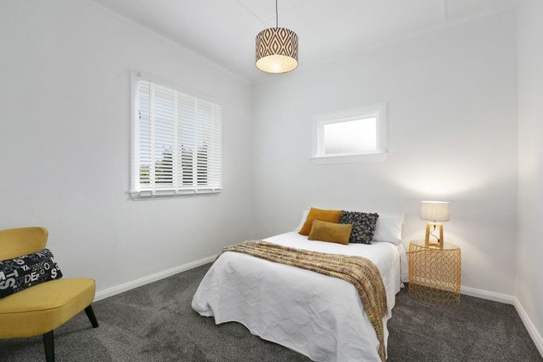 Photo of property in 37 Wesley Street, South Dunedin, Dunedin, 9012