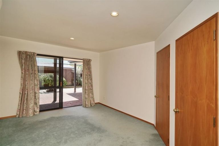 Photo of property in 2/16 Cardiff Avenue, Somerfield, Christchurch, 8024