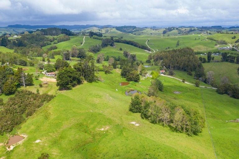 Photo of property in 229 Settlement Road, Kaiwaka, 0573