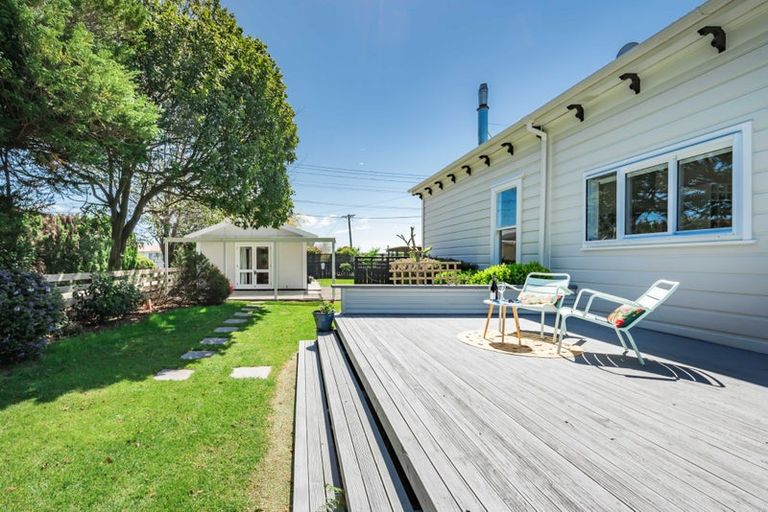 Photo of property in 20 Bell Street, Otaki, 5512