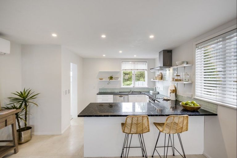 Photo of property in 2/8 Meeanee Quay, Westshore, Napier, 4110