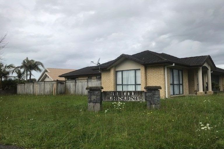 Photo of property in 1 Belcoo Crescent, East Tamaki, Auckland, 2013