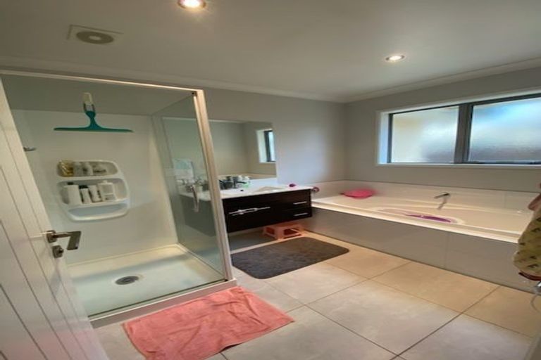 Photo of property in 21 Winfield Drive, Wigram, Christchurch, 8042