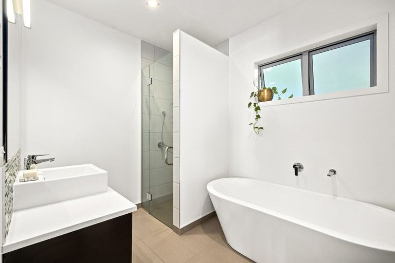 Photo of property in 5 Wrybill Way, Point Wells, Warkworth, 0986