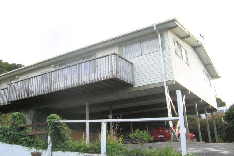 Photo of property in 1/377 Main Road, Tawa, Wellington, 5028