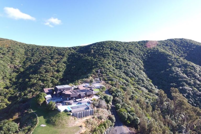 Photo of property in 41 Marina Drive, Waikawa, Picton, 7220