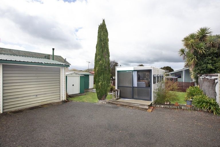 Photo of property in 18 Ngareta Street, Marton, 4710