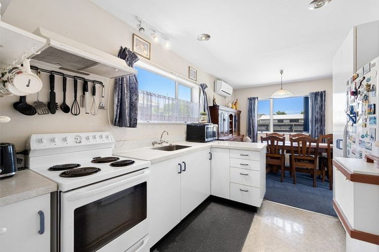 Photo of property in 2/83 Neill Street, Hornby, Christchurch, 8042