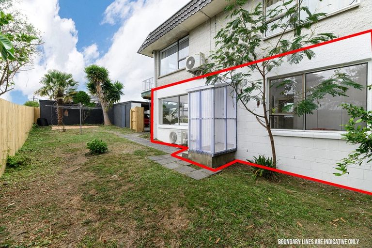 Photo of property in 5/126 Lynwood Road, New Lynn, Auckland, 0600
