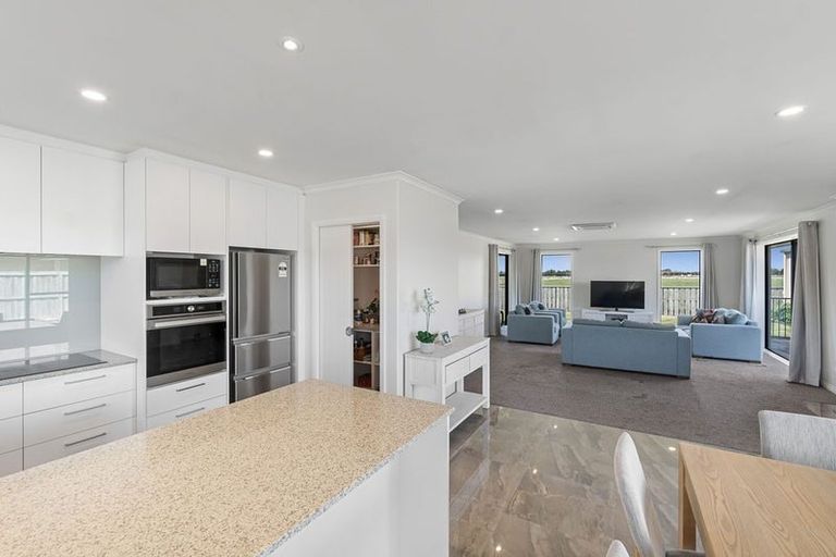 Photo of property in 9 Ruru Place, Oxford, 7430