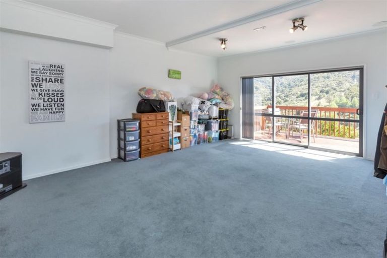 Photo of property in 57a Ngahere Drive, Horahora, Whangarei, 0110
