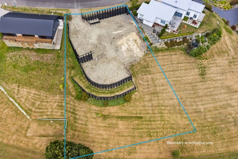 Photo of property in 8 Lake View Place, Fairhall, 7272