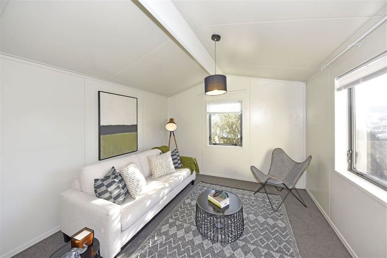 Photo of property in 3 Kingsbridge Drive, Burwood, Christchurch, 8083