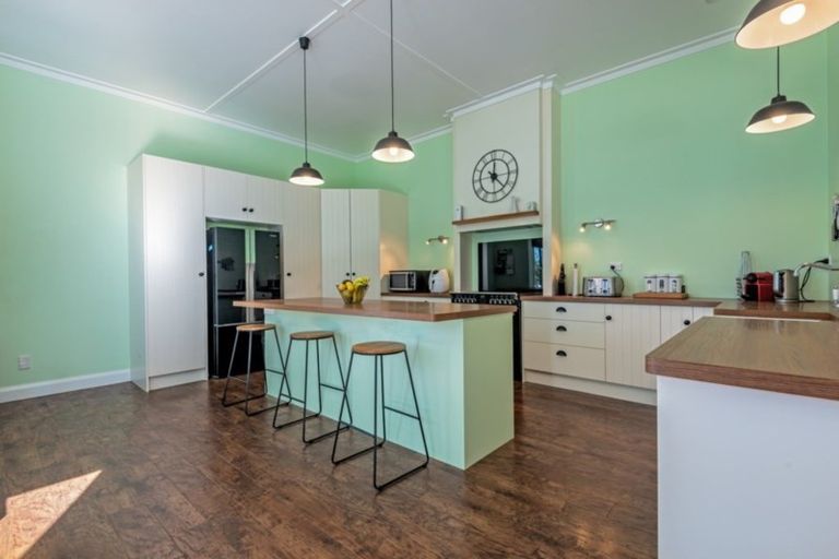 Photo of property in 1006 Tennent Drive, Linton, Palmerston North, 4472