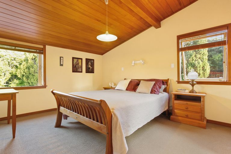 Photo of property in 161 Atkinson Road, Titirangi, Auckland, 0604