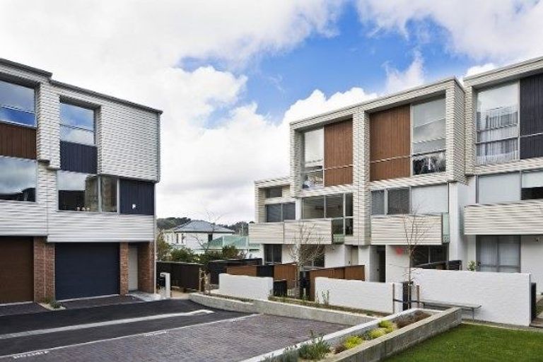 Photo of property in The Altair, 18/120 Rintoul Street, Newtown, Wellington, 6021