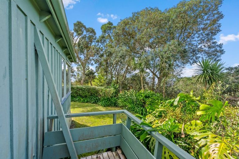Photo of property in 103 Churchill Road, Murrays Bay, Auckland, 0630