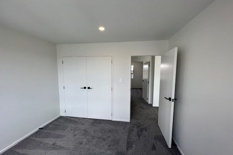 Photo of property in 38b Mcwhirters Farm Lane, Massey, Auckland, 0614