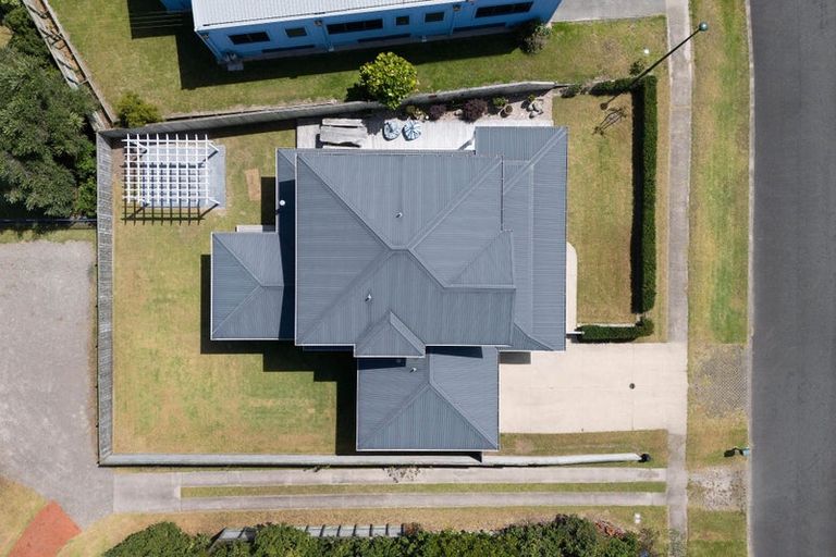 Photo of property in 30 Papaunahi Road, Bowentown, Waihi Beach, 3177