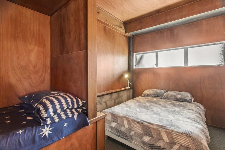 Photo of property in 43 Kings Road, Paihia, 0200