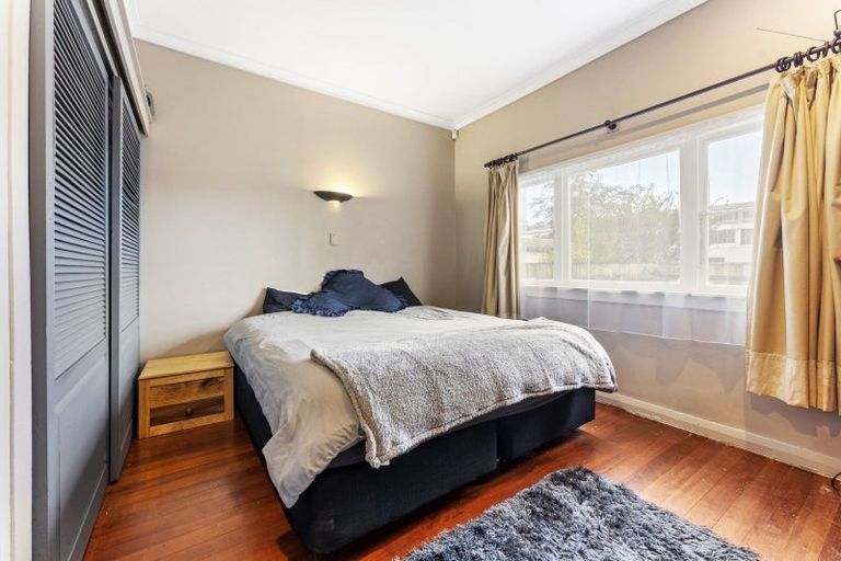 Photo of property in 244 Tremaine Avenue, Highbury, Palmerston North, 4412