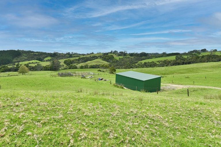 Photo of property in 136 Mclachlan Road, Kaukapakapa, Warkworth, 0984