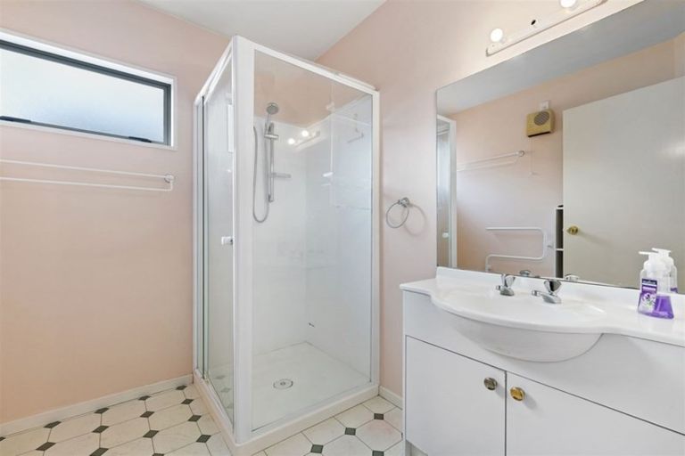 Photo of property in 2/19 George Street, Riccarton, Christchurch, 8041