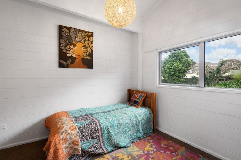 Photo of property in 37 The Crescent, Waihi Beach, 3611