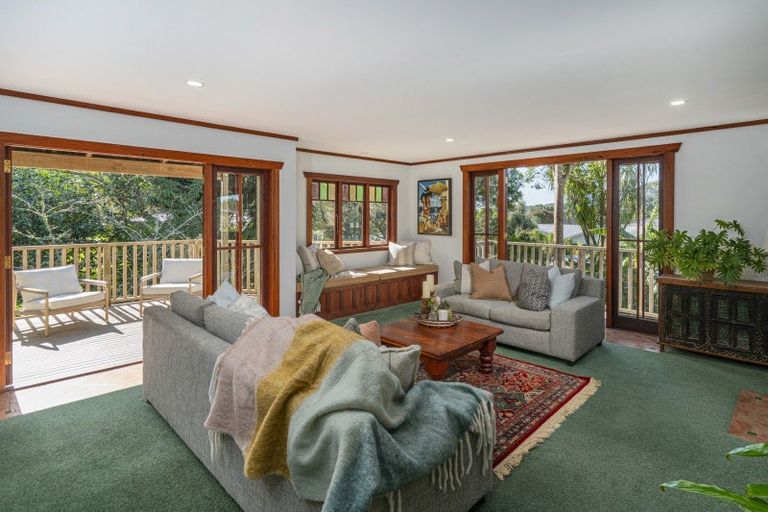 Photo of property in 19 Grange Road, Hahei, Whitianga, 3591