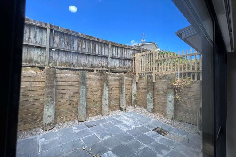 Photo of property in 5d Cosy Place, Howick, Auckland, 2014