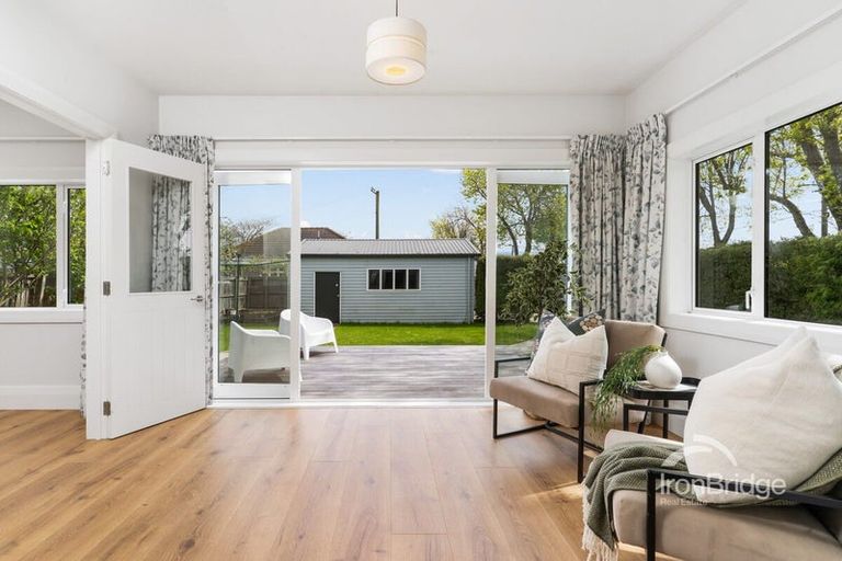 Photo of property in 241 Weston Road, St Albans, Christchurch, 8052