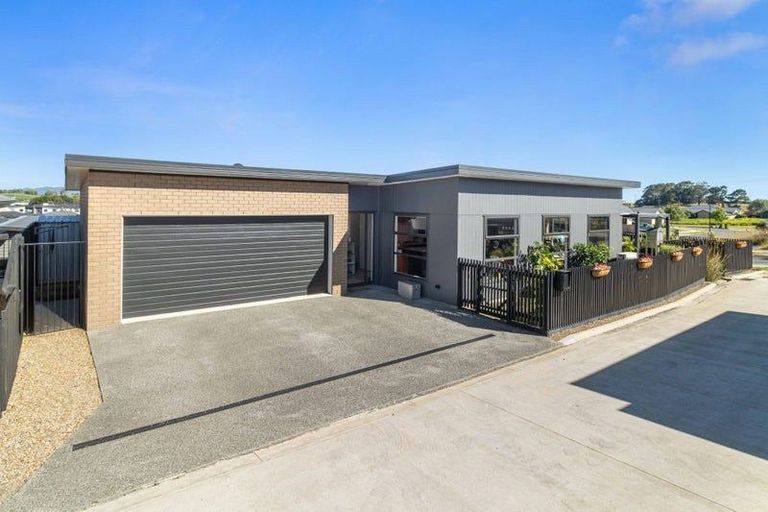 Photo of property in 6/3 North Ridge Drive, Rototuna North, Hamilton, 3281