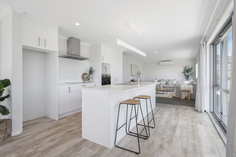 Photo of property in 19 Te Kaka Place, Omokoroa, 3114