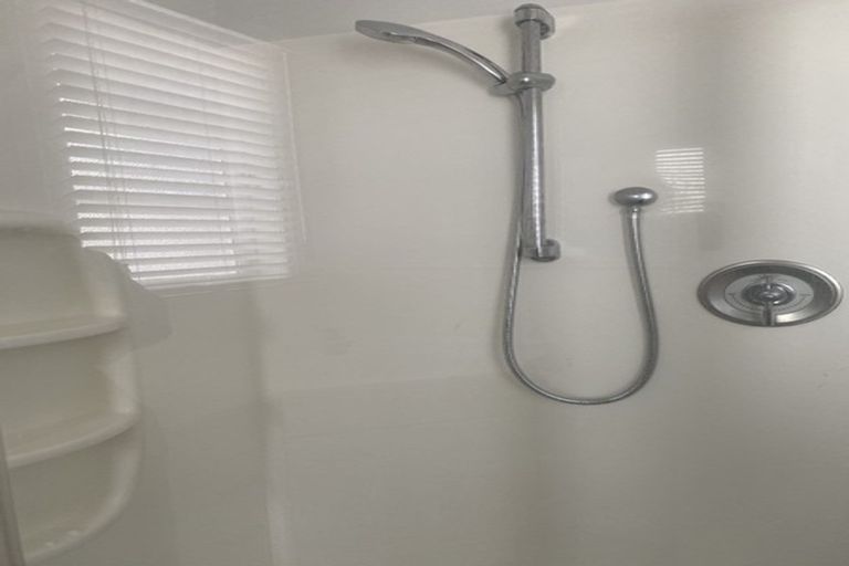 Photo of property in 21a Manse Street, Regent, Whangarei, 0112