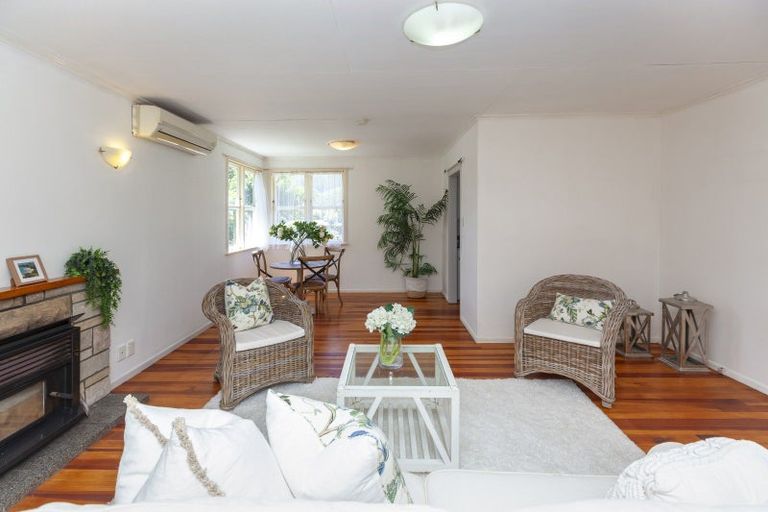 Photo of property in 4 Porter Place, Paekakariki, 5034
