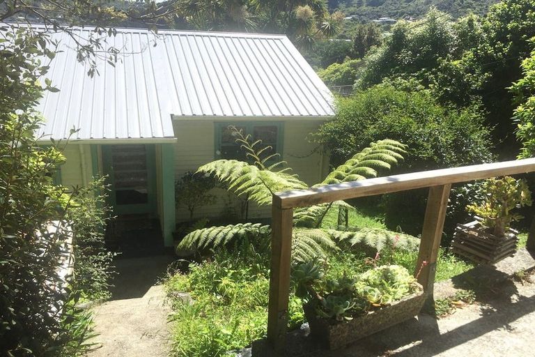 Photo of property in 48 Victory Avenue, Karori, Wellington, 6012