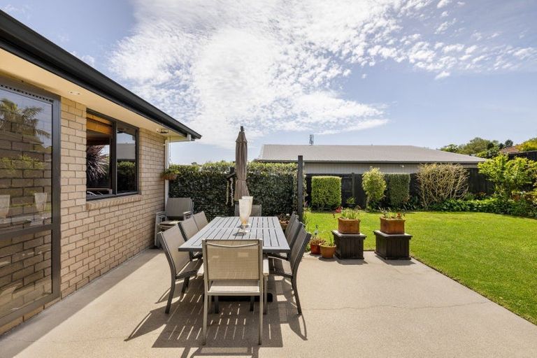 Photo of property in 23 Rosella Drive, Welcome Bay, Tauranga, 3112