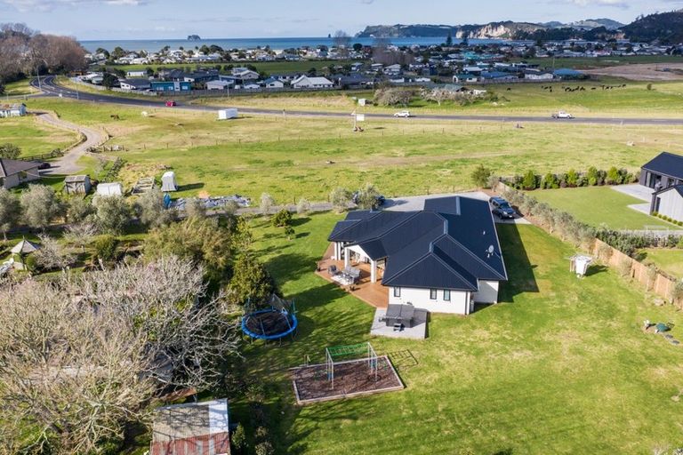 Photo of property in 60 Racecourse Road, Whitianga, 3510